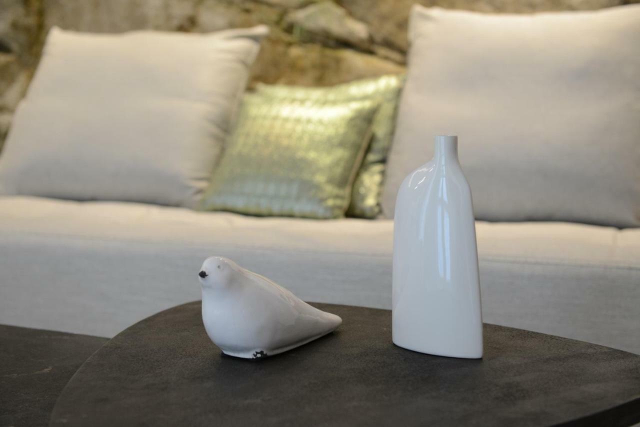 Diles Villas & Suites Mykonos เตลอส ภายนอก รูปภาพ